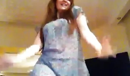 دختر دانلود کمیک سکسی ترجمه شده ناز می خواهد تقدیر شما بر روی پاهای او.