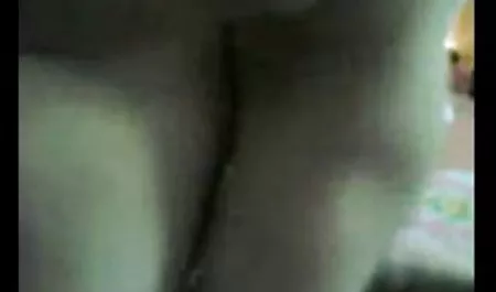 فاحشه هلندی مجله کمیک سکسی واقعی خروس سخت را می خورد