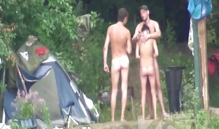 معشوقه داغ با قربانی خود روبرو می شود کمیک استریپ پورن