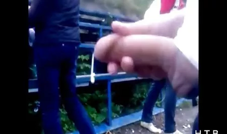 2 بچه سیاه كميك سكسي و 1 خروس سفید