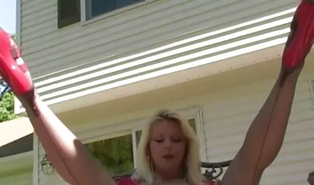 سکسی مایا دوست دارد الاغ کمیک استریپ پورن داغ خود را با گوشت دیک پر کند