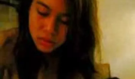 دختر لاغر در داستان سکسی تصویری کمیک اتاق تعویض