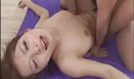 سورس های روس روس با استفاده از کودتایی و تحریم ، sous la douche! كميك سكسي فارسي