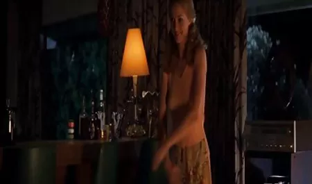 وب سایت تواریخ مجله کمیک سکسی 391