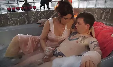 زمان کمیک کارتونی سکسی دوش