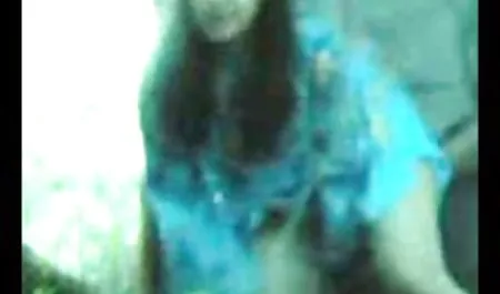 دختر بلوند و دختر سیاه با اسباب بازی های جنسی کانال تلگرام کمیک سکسی مختلف بازی می کنند