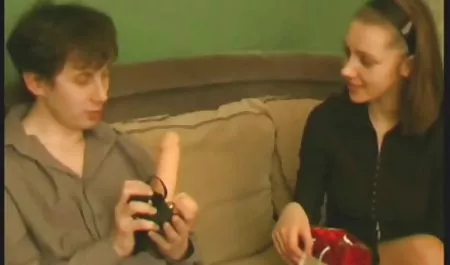 شونا گرانت و کوین جیمز کمیک استریپ پورن