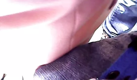 شوهر کف و چکمه را سکس کمیک تمیز می کند