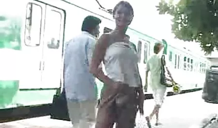 حرکت تند و سریع کمیک سکسی ترجمه فارسی به چهره او