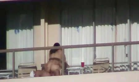 جولیان جیمز و جولیان کمیک سکس با مامان جیمز