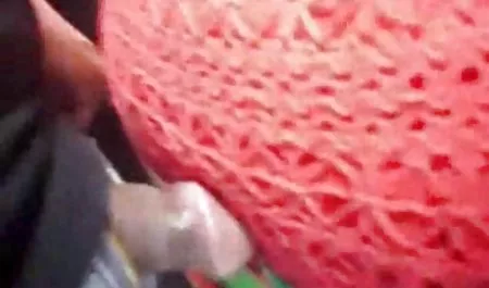 یک کمیک استریپ پورن ماساژ با یک ابزار توسط لیلیان