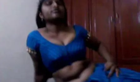 موهای سرخ زرق و برق دار استفاده می دانلود کمیک پورن شود 1